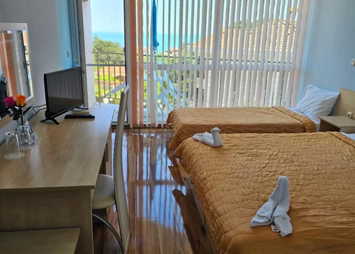 Paradise ホテル ゴールデンサンド