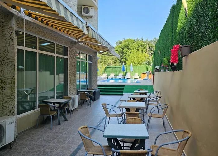 ホテル Paradise 3*